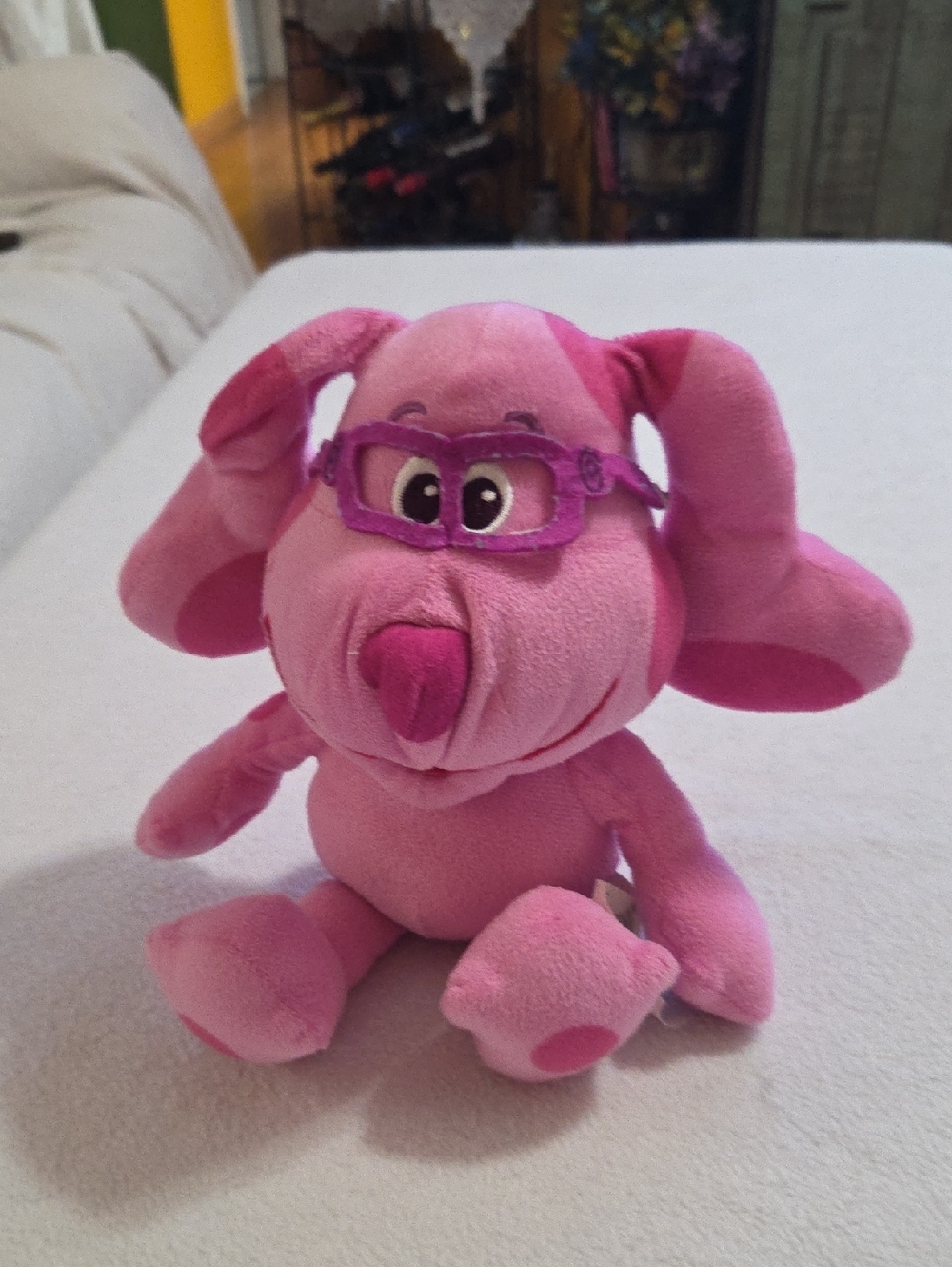 BLUES CLUES 12 IN MAGENTA STUFFED PLUSH TOY
